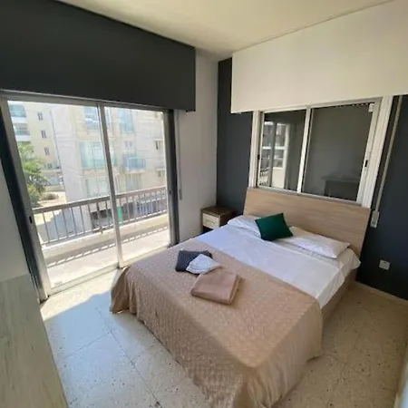 Myrtiana Mackenzie Apartment Larnaca