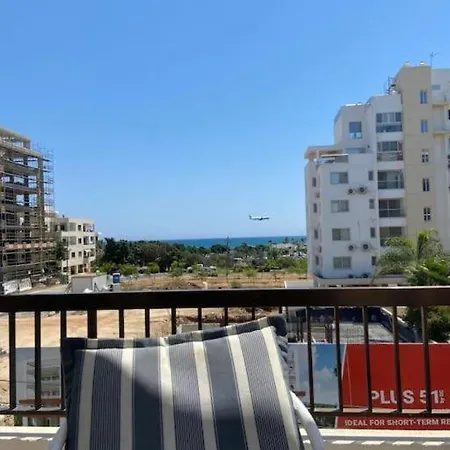 Myrtiana Mackenzie Apartament Larnaca